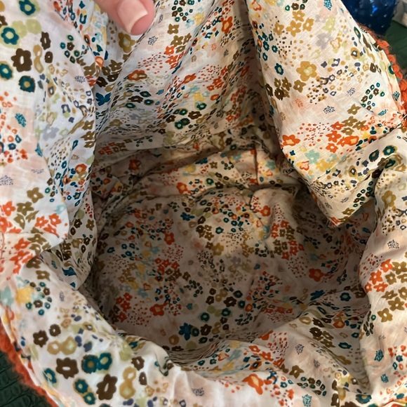 Crochet Bag With Wooden Handle Handcrafted - Picture 7 of 11